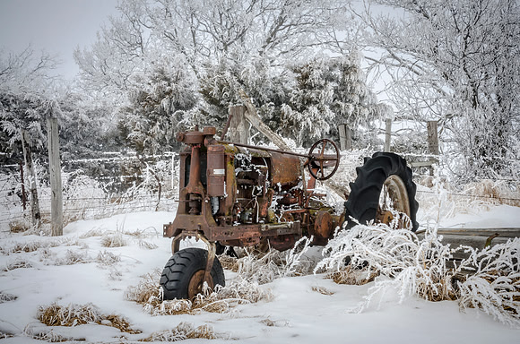 107 Rusted Tractor